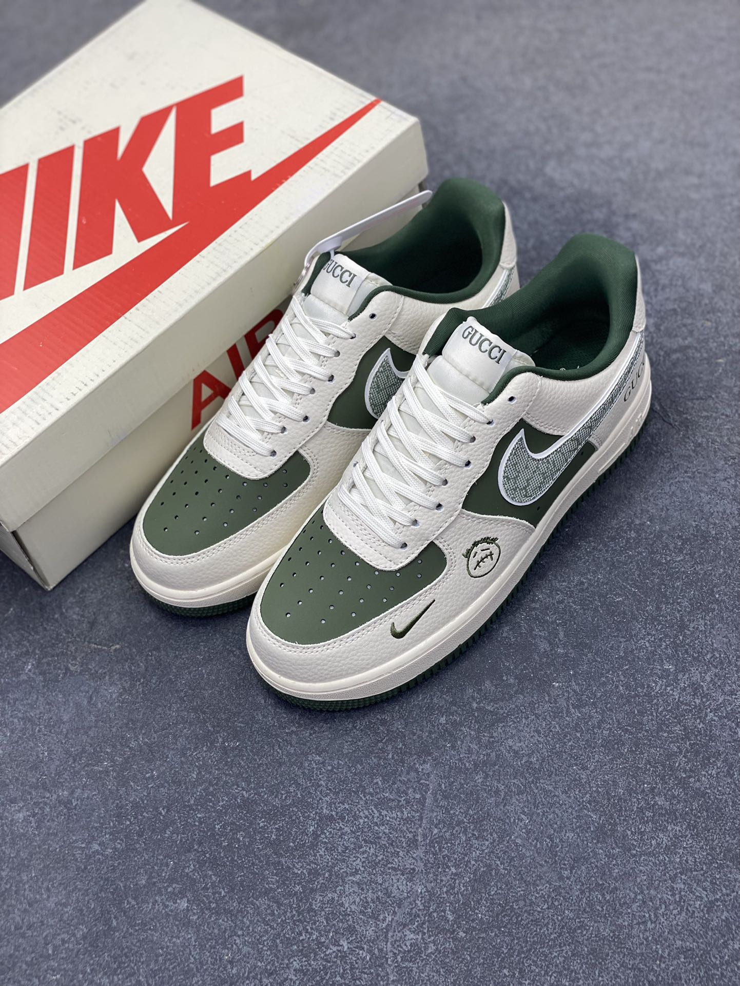 Nike Air Force 1 Low - Gucci