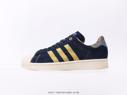 Adidas Superstar