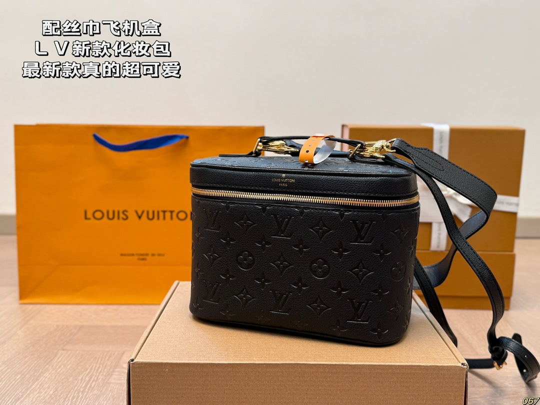 LOUIS VUITTON Nice BB